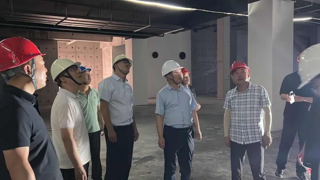 魚(yú)鹽里酒店1