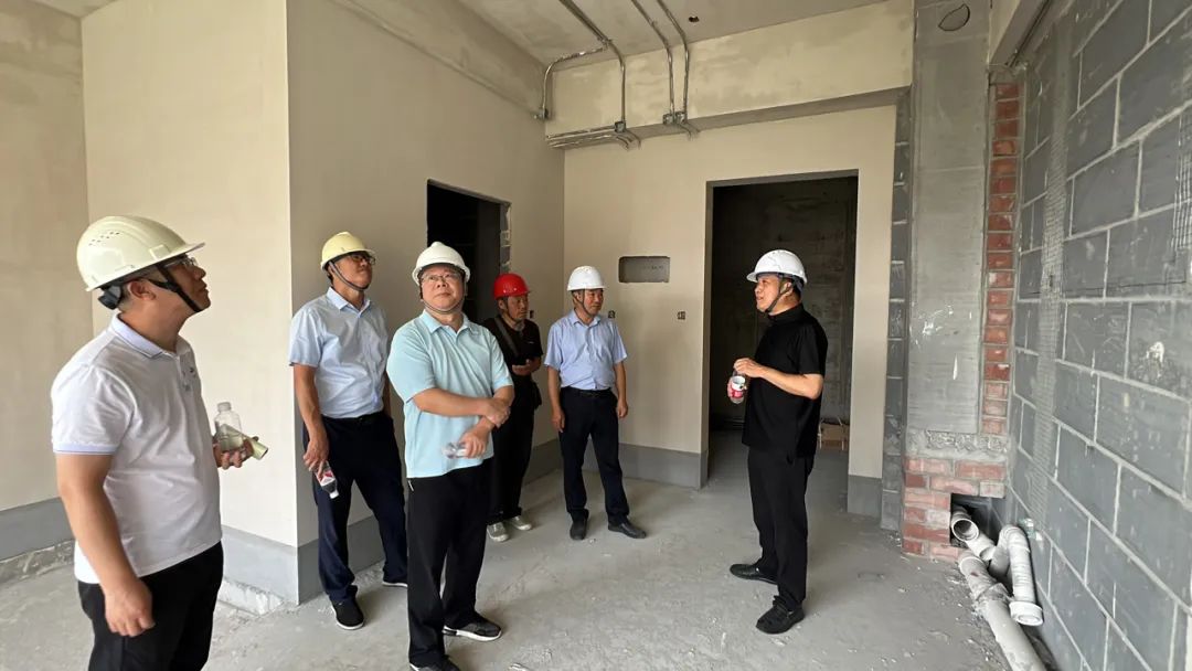 魚(yú)鹽里酒店2